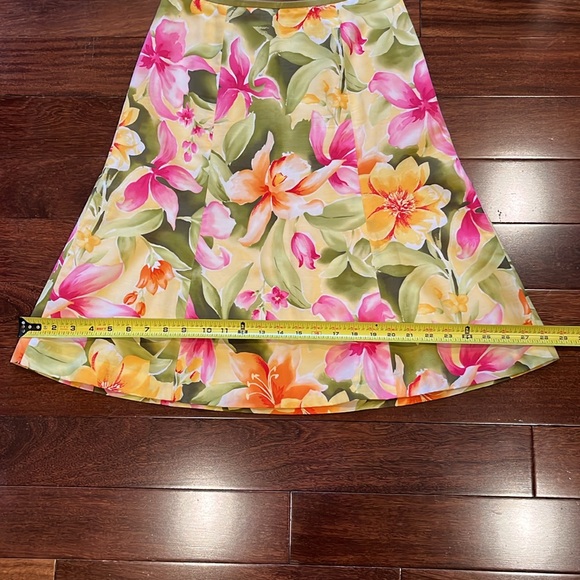 Talbots ladies flared floral spring summer skirt fully lined petite size 4 - Picture 11 of 12